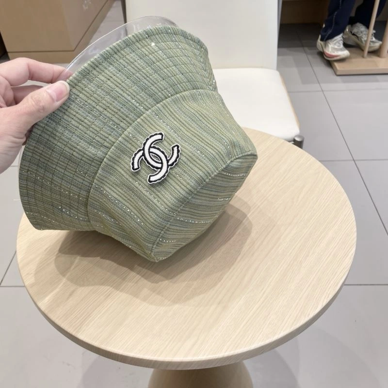 Trendsetting Chanel Caps 259918