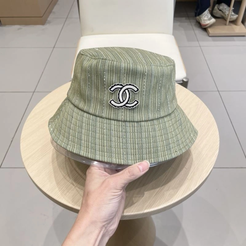 Trendsetting Chanel Caps 259918