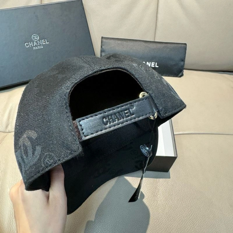 Comfortable Chanel Caps 259878