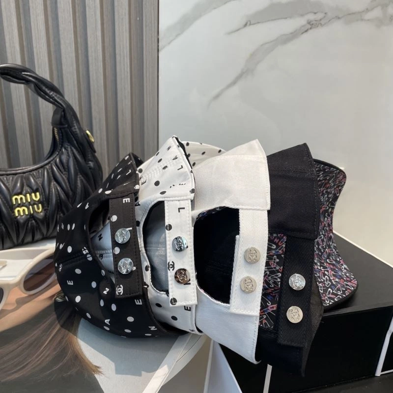Chanel Caps FreshLook 259880