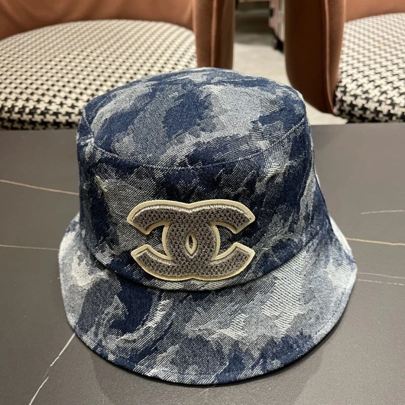 Casual Chanel Caps 259903