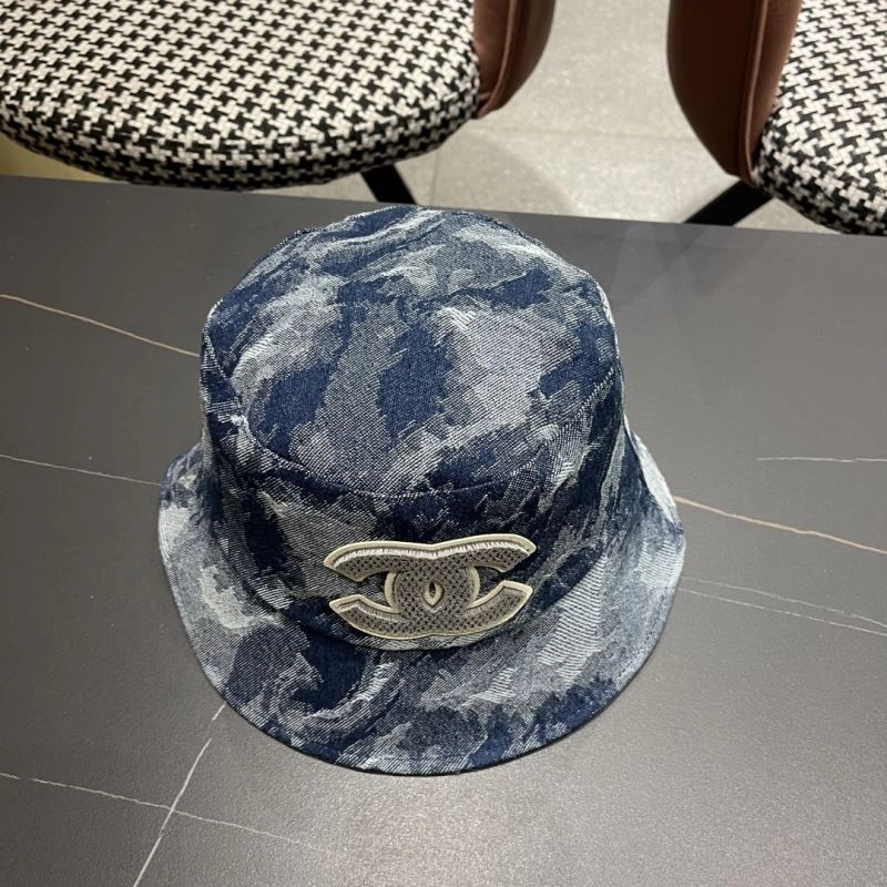 Casual Chanel Caps 259903