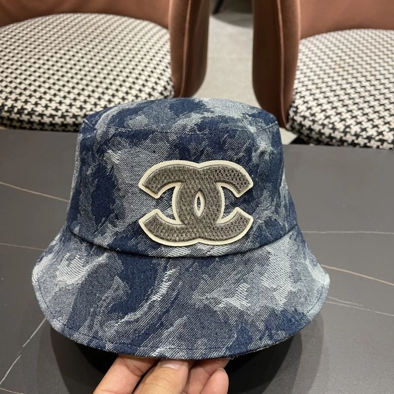 Casual Chanel Caps 259903