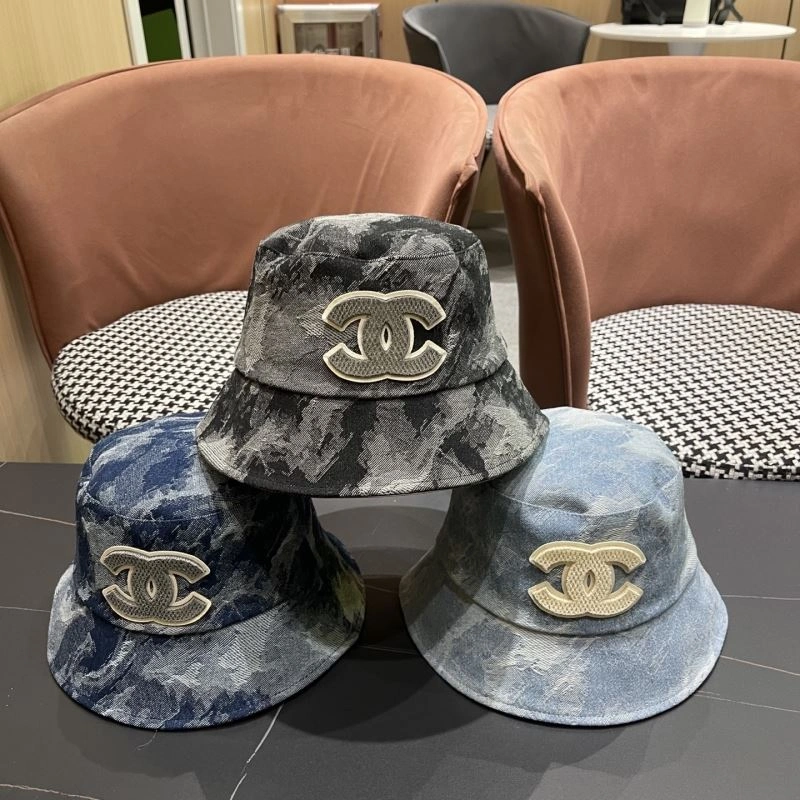 Chanel Caps UrbanChic 259905