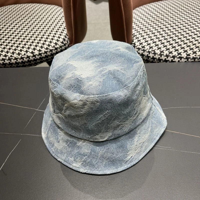 Chanel Caps UrbanChic 259905