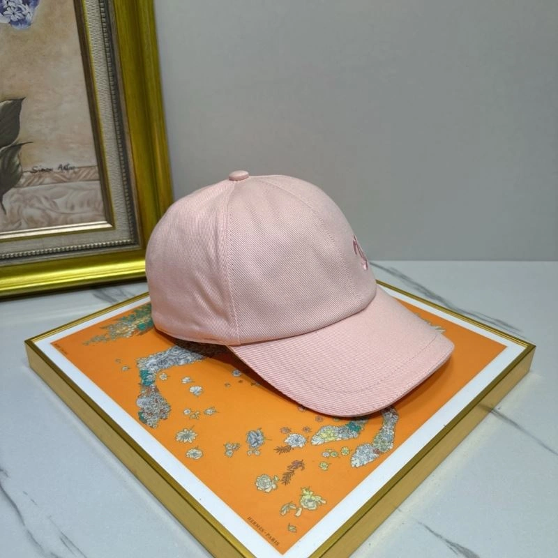 WellDesigned Chanel Caps 259845