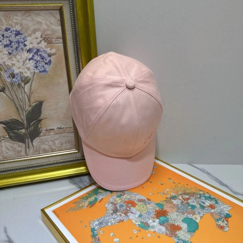 WellDesigned Chanel Caps 259845