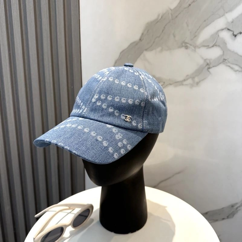WellDesigned Chanel Caps 259851