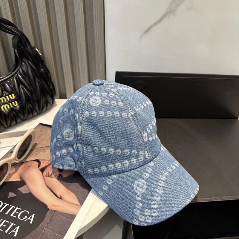 WellDesigned Chanel Caps 259851