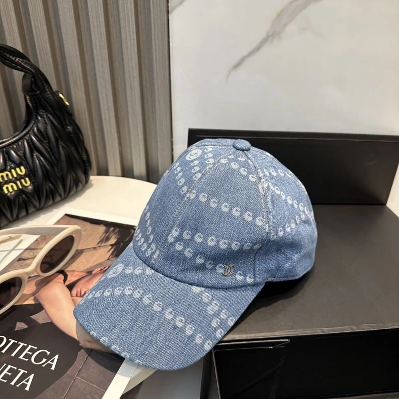 WellDesigned Chanel Caps 259851