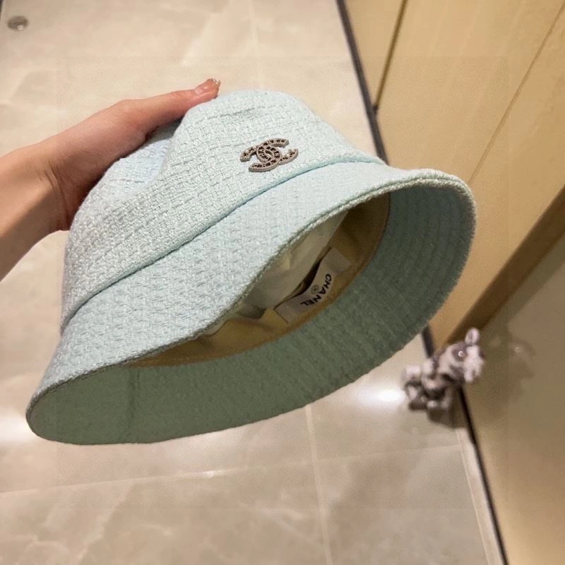 Chanel Caps UrbanChic 259797