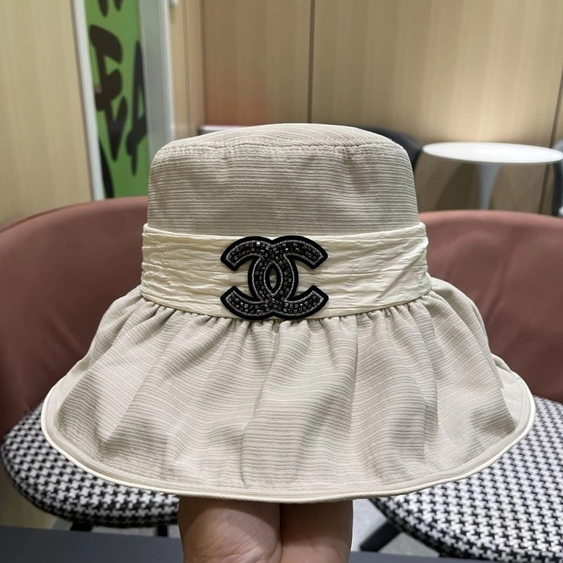Chanel Caps Neat 259815