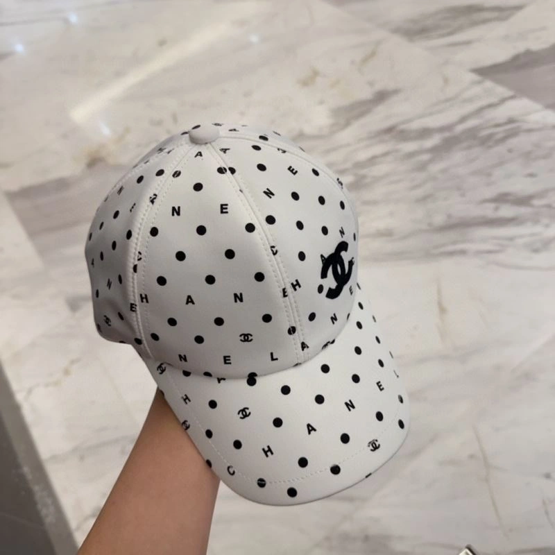 Chanel Caps Trendy 259793