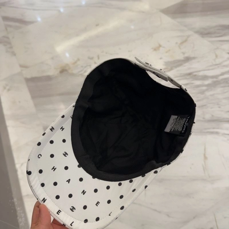 Chanel Caps Trendy 259793