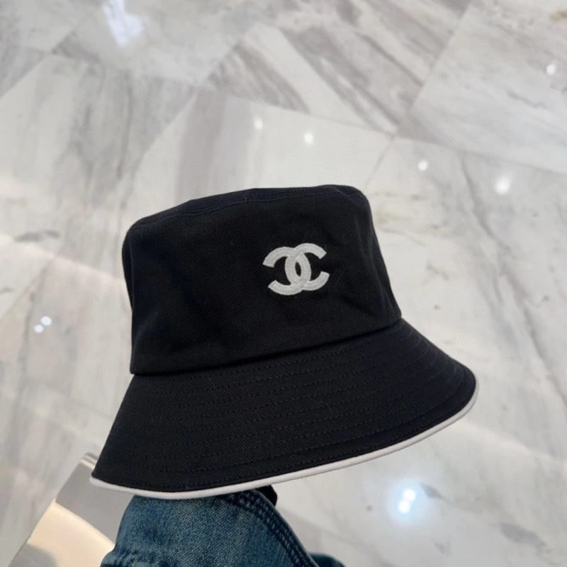 Chanel Caps Trendsetting 259810