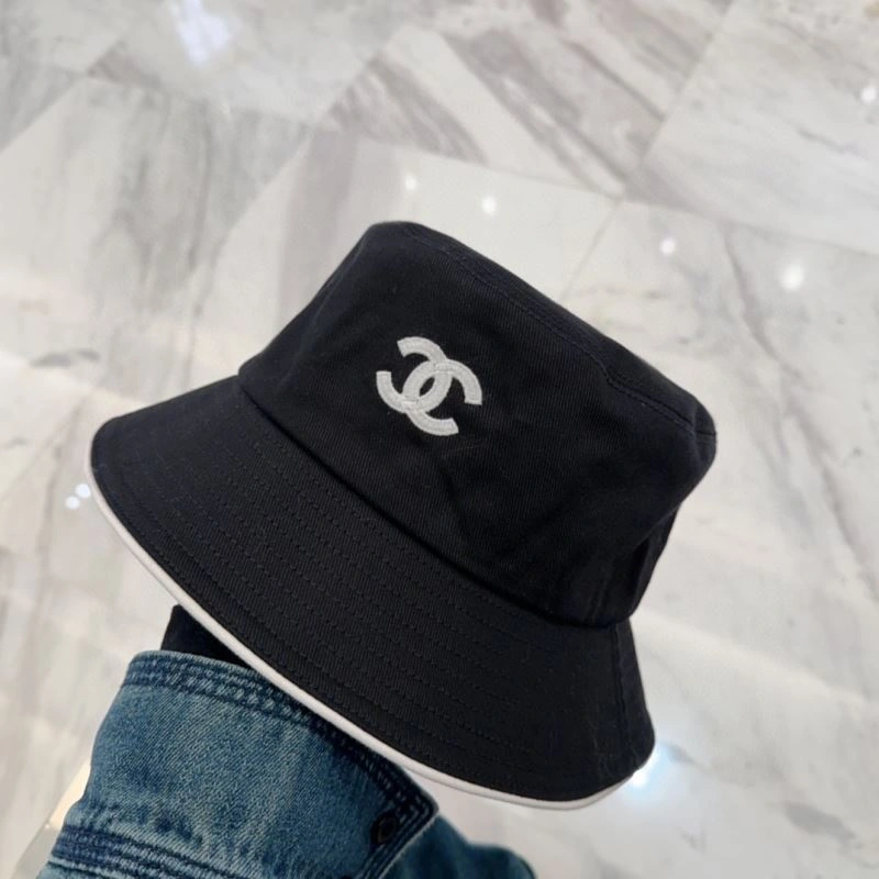 Chanel Caps Trendsetting 259810