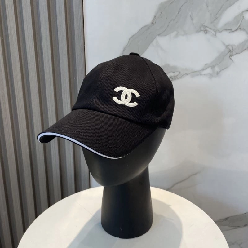 Chanel Caps UrbanStyle 259785