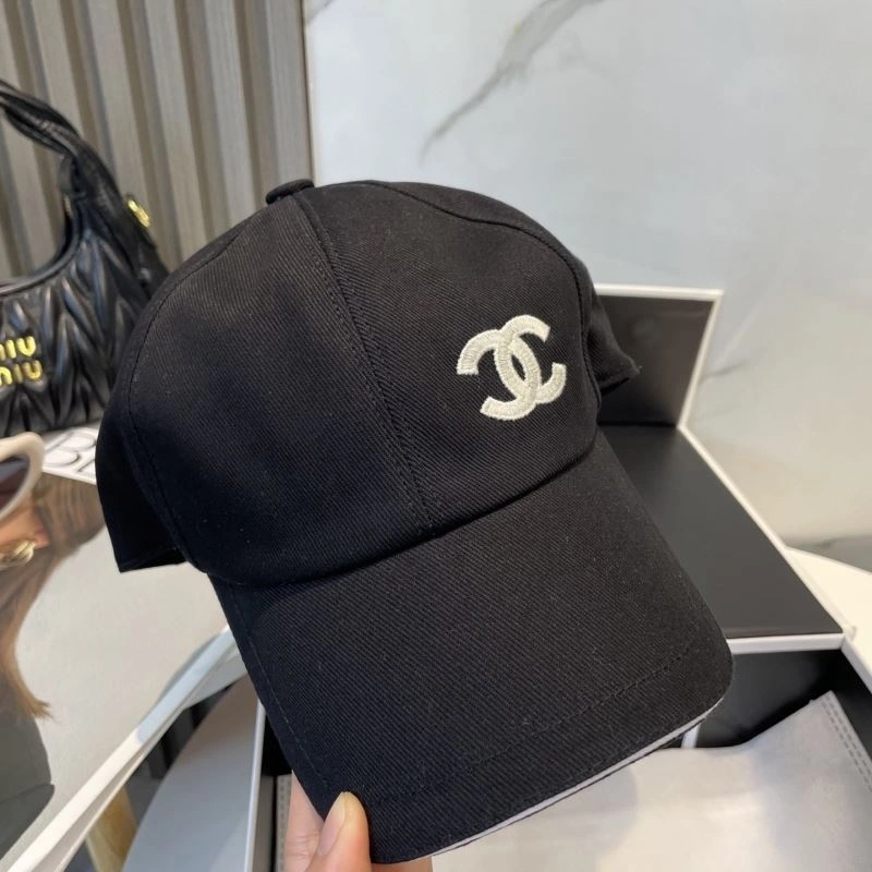 Chanel Caps UrbanStyle 259785