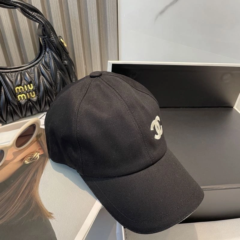 Chanel Caps UrbanStyle 259785
