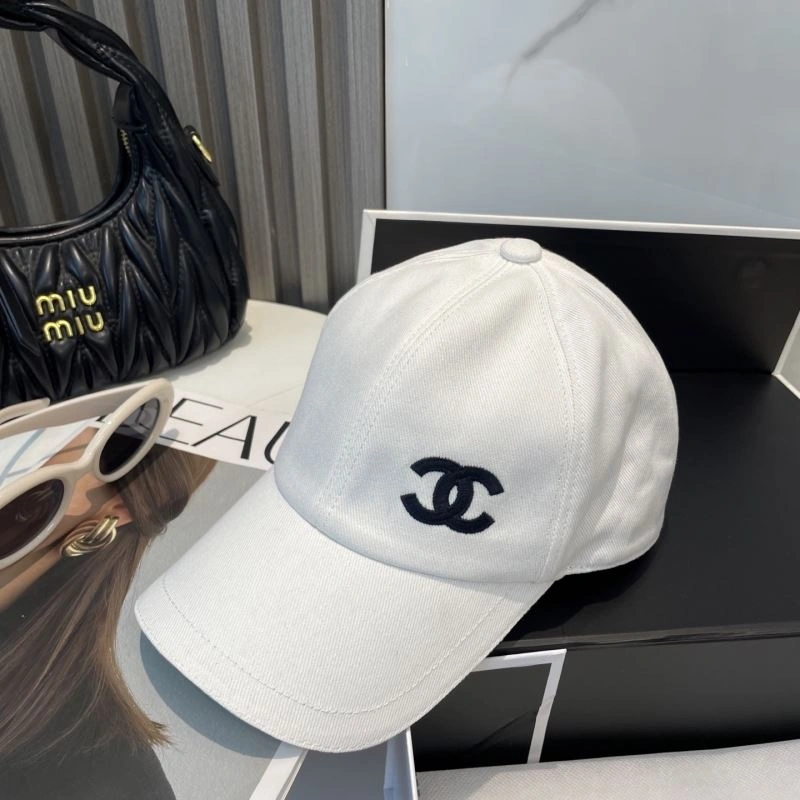 Breathable Chanel Caps 259784
