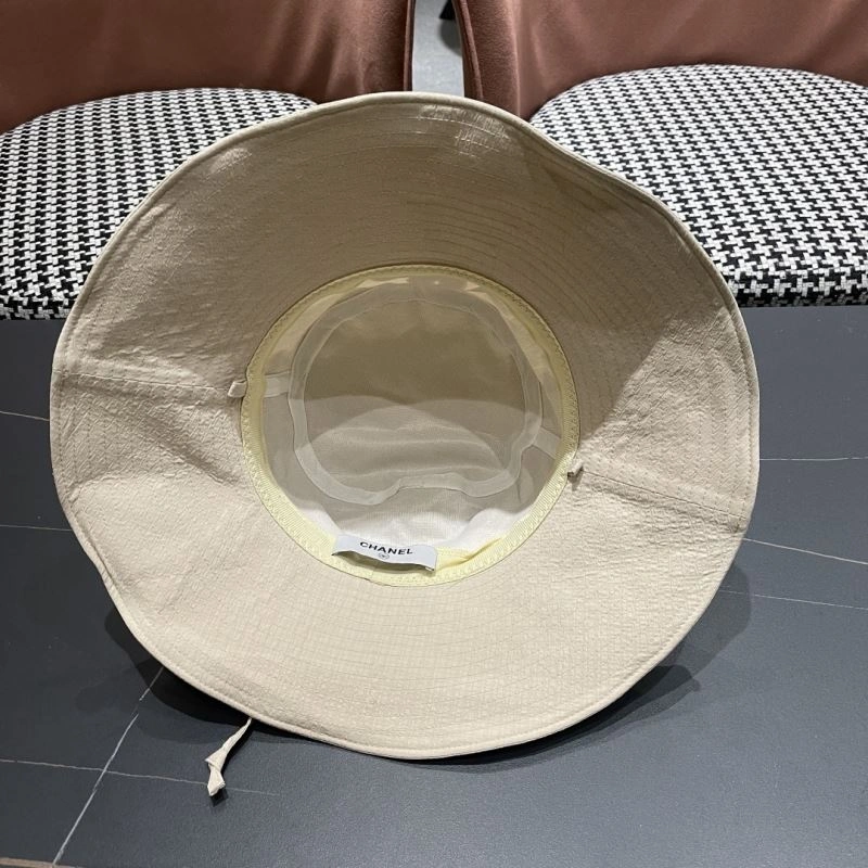 Snug Chanel Caps 259764