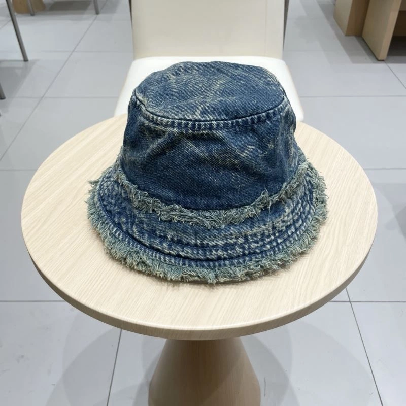 Chanel Caps Elegant 259708
