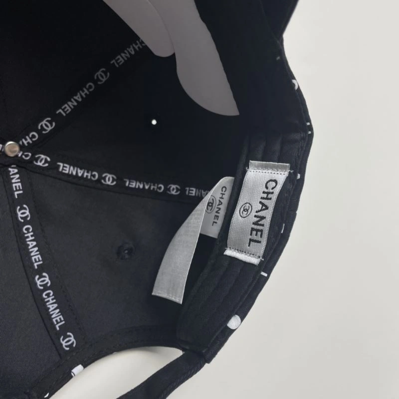 Sporty Chanel Caps 259693
