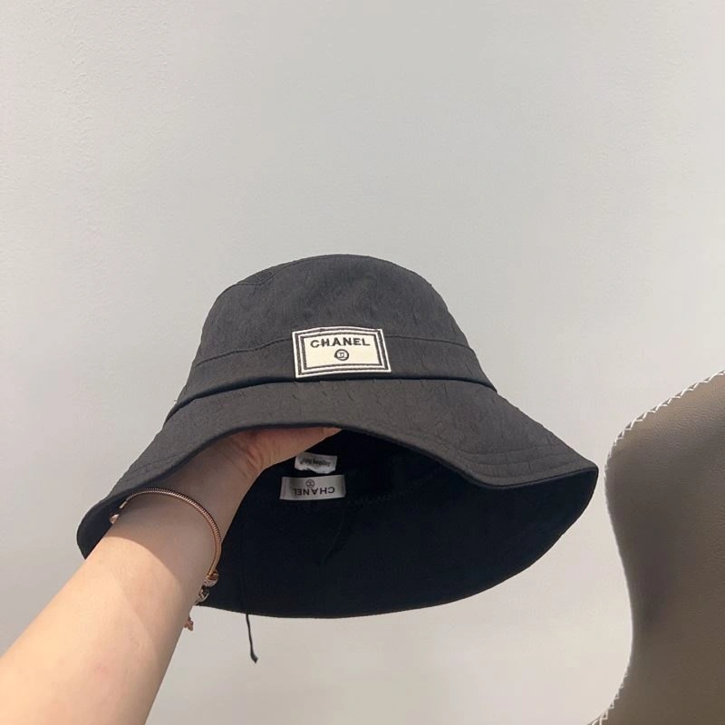 Chanel Caps Bright 259692