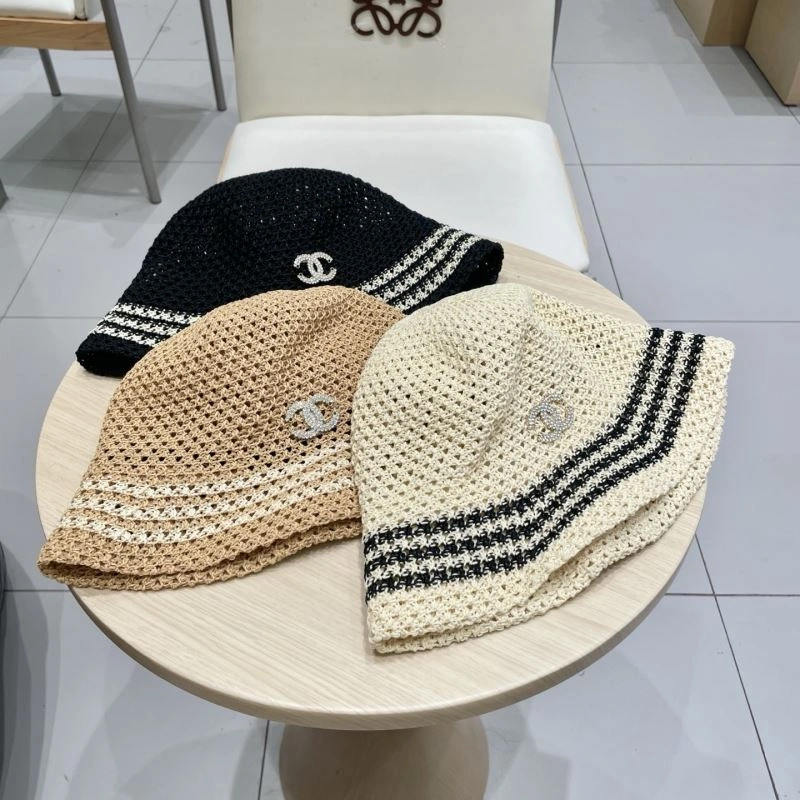 Chanel Caps Trendsetting 259641