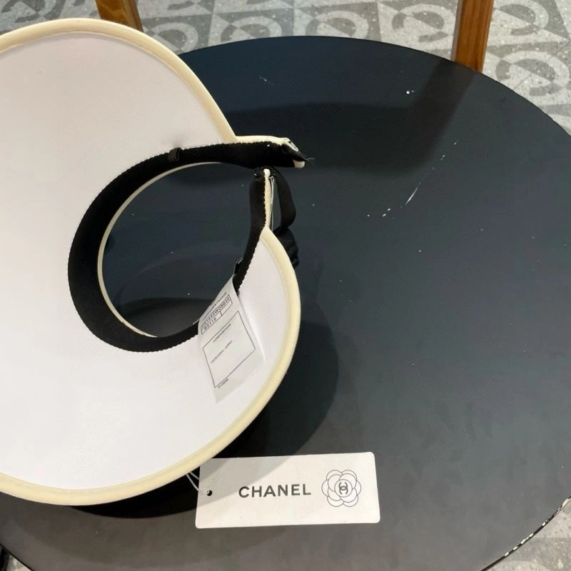 Comfortable Chanel Caps 259626