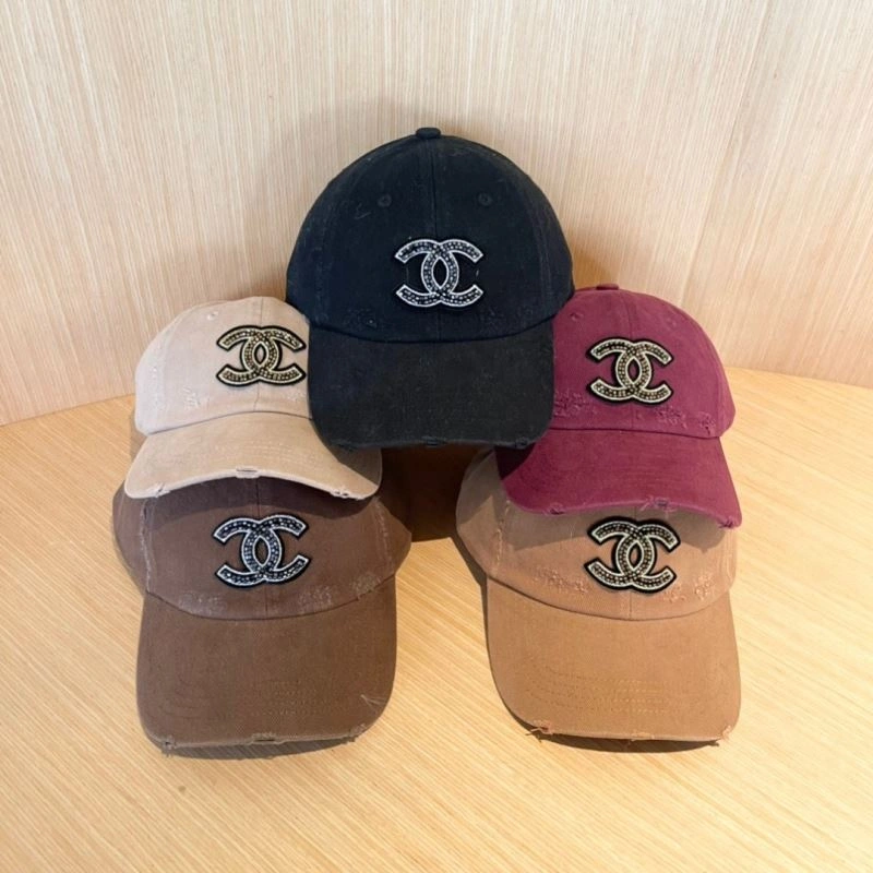 Chanel Caps Versatile 259642