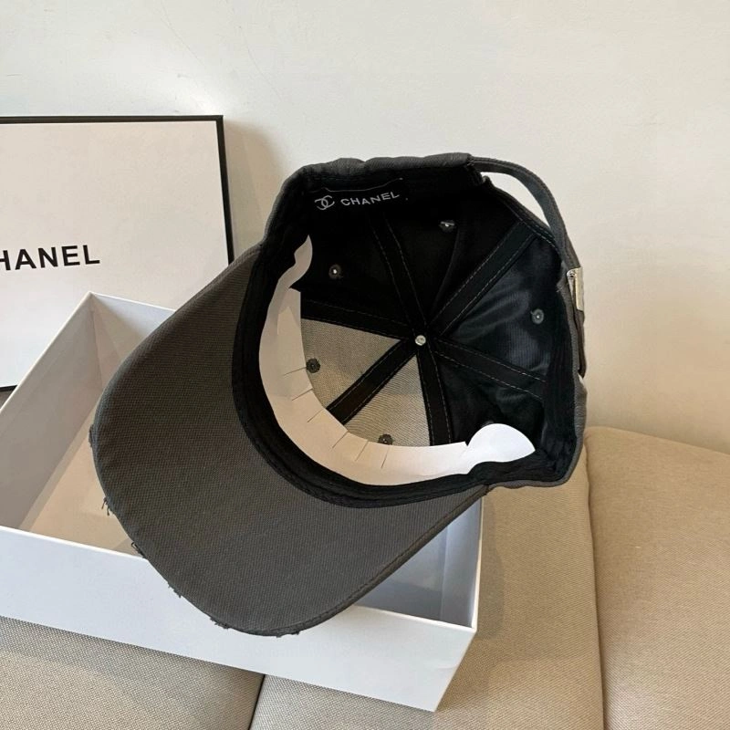 Chanel Caps Lightweight 259585