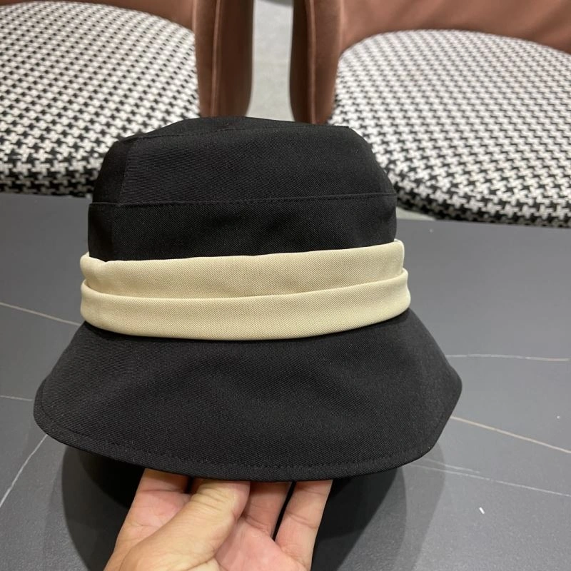 Comfortable Chanel Caps 259614