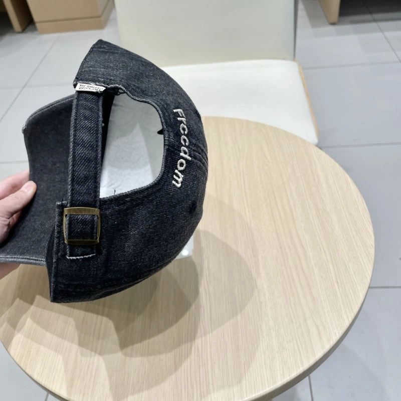 Chanel Caps OnTrend 259586