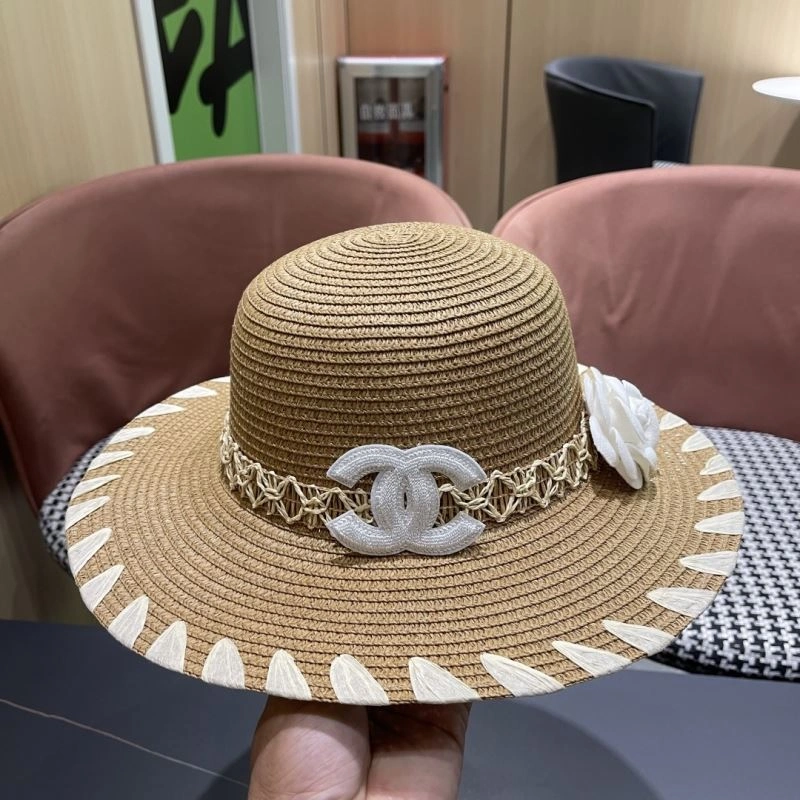 Chanel Caps Sleek 259556