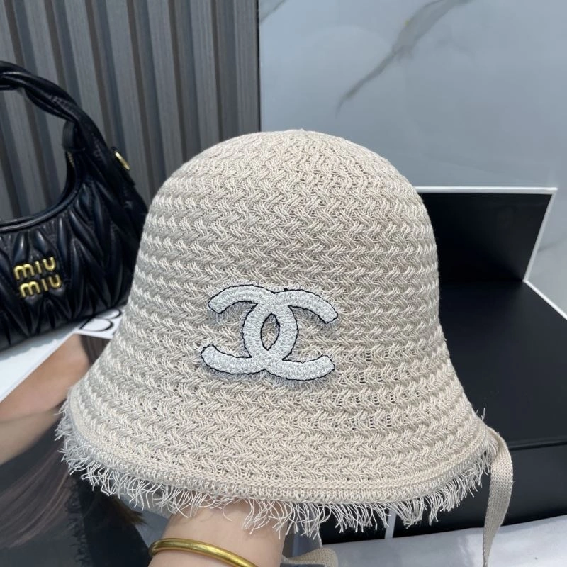 Chanel Caps Chic 259542