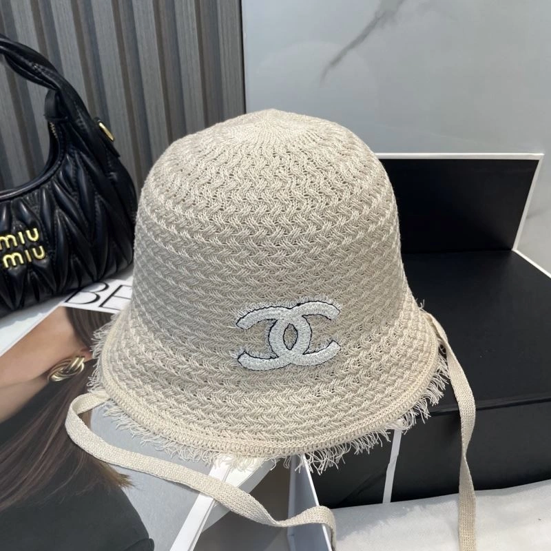 Chanel Caps Chic 259542