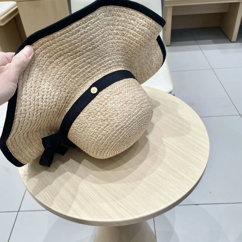 Chanel Caps FreshLook 262439