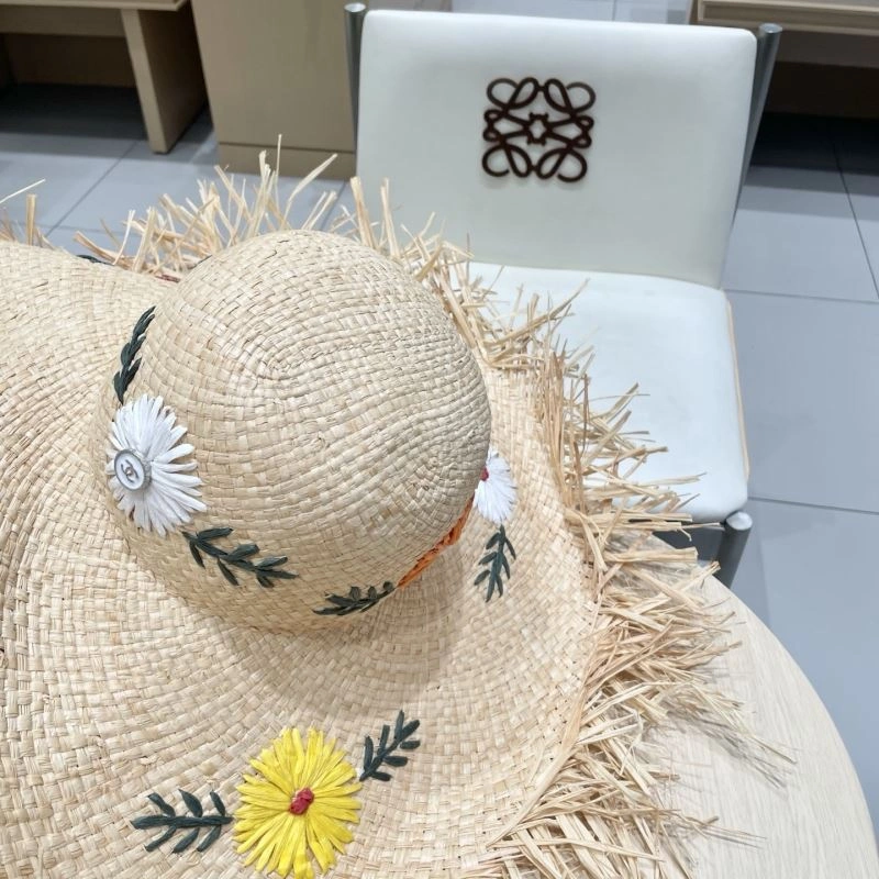 Contemporary Chanel Caps 262428