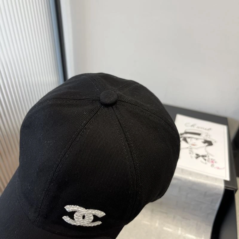 Breathable Chanel Caps 262413