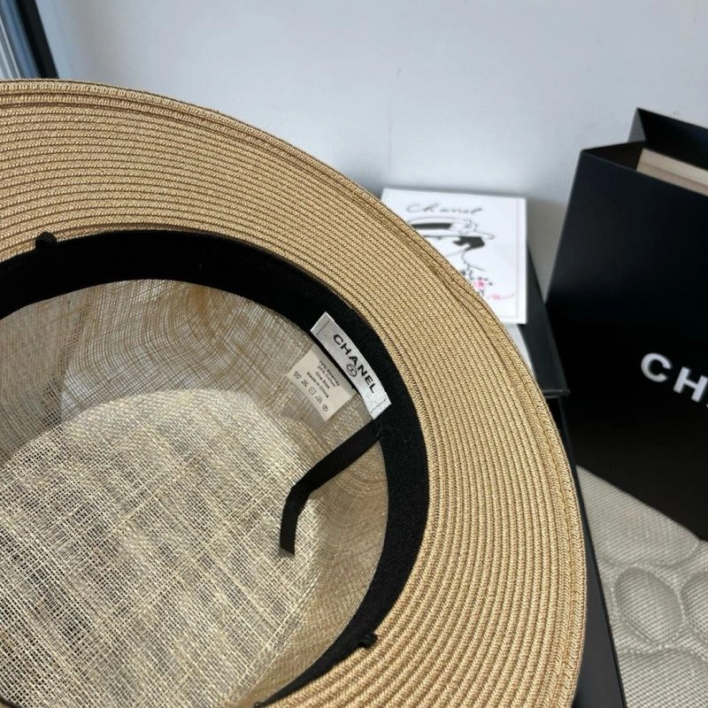 EyeCatching Chanel Caps 262429
