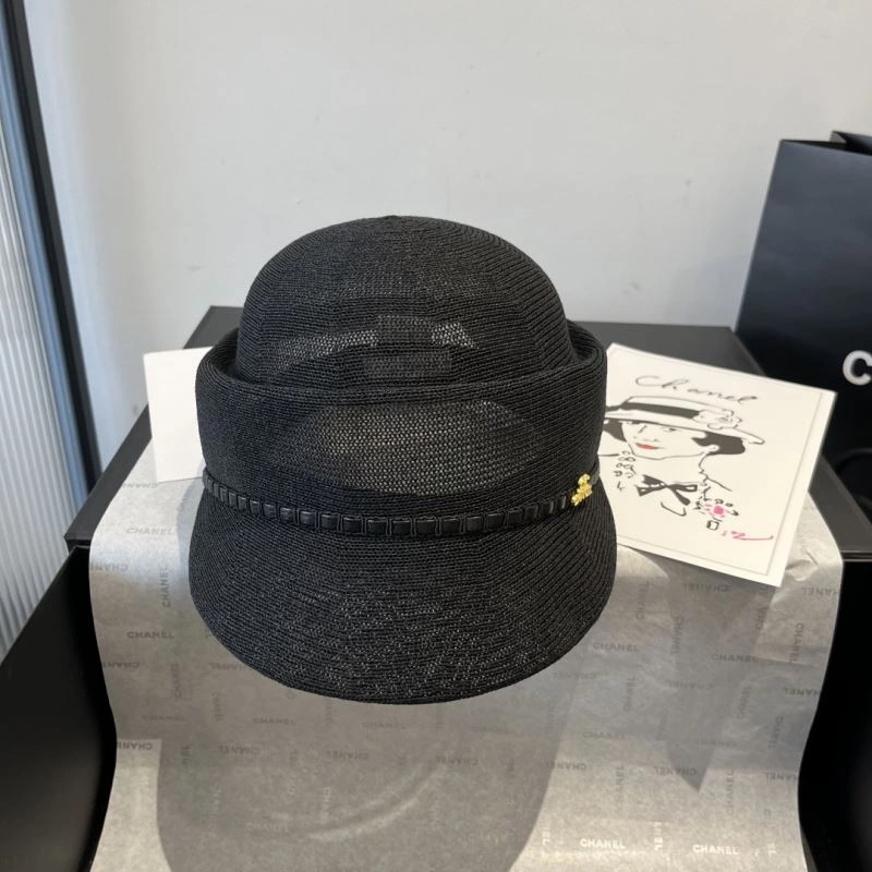 EyeCatching Chanel Caps 262412