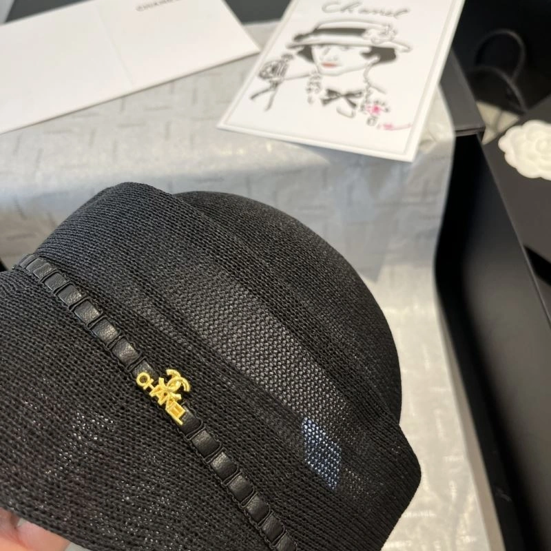 EyeCatching Chanel Caps 262412