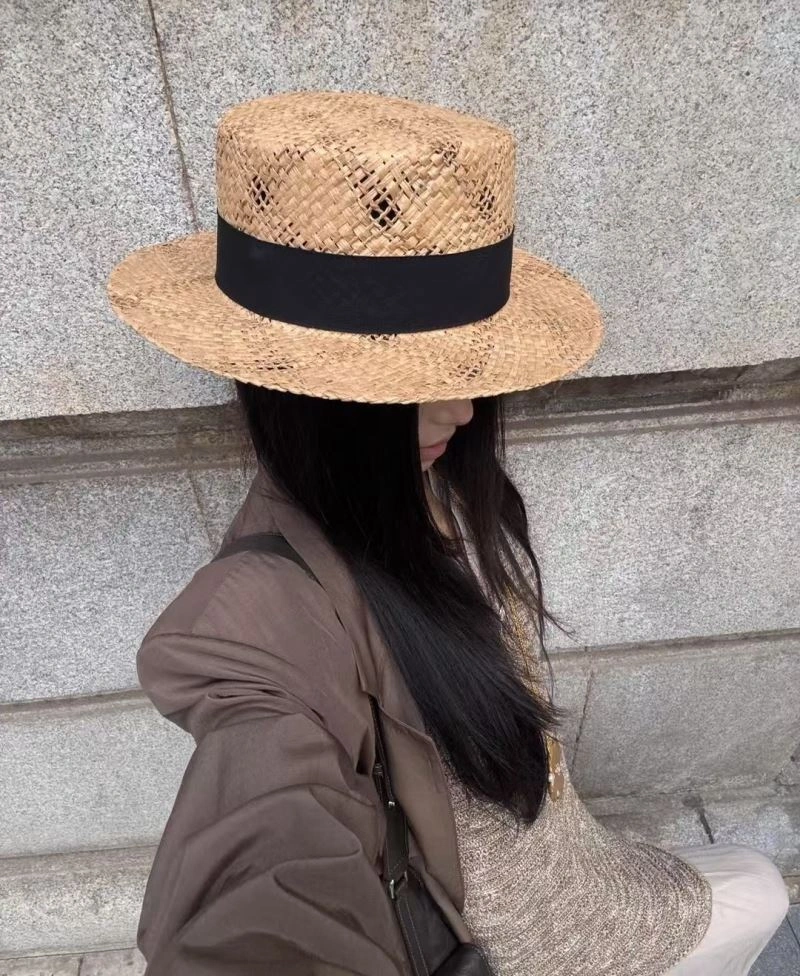 Casual Chanel Caps 262406