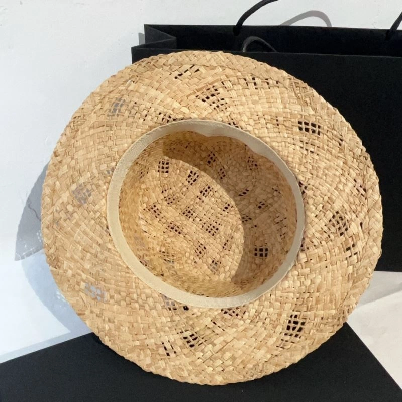 Casual Chanel Caps 262406