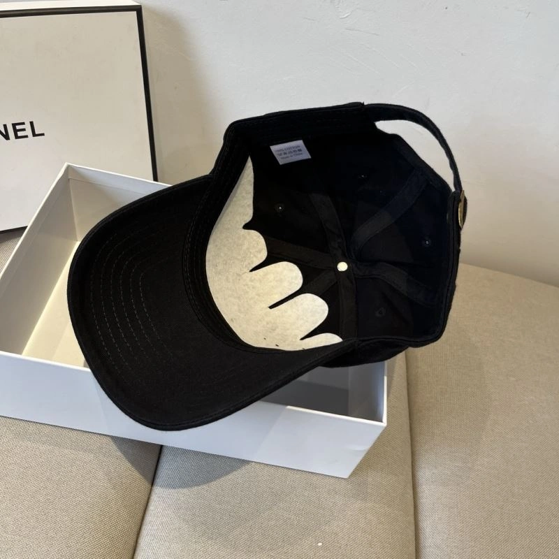 Chanel Caps FashionForward 262369
