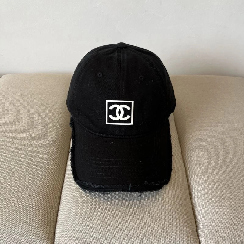 Trendsetting Chanel Caps 262370