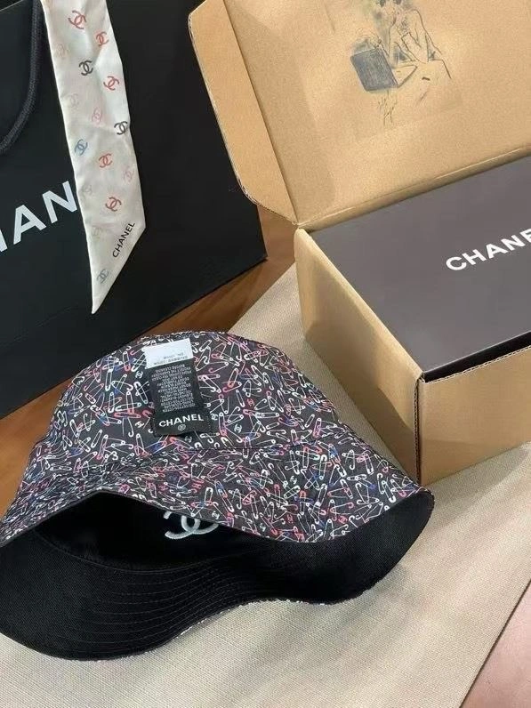 Chanel Caps WrinkleFree 262394