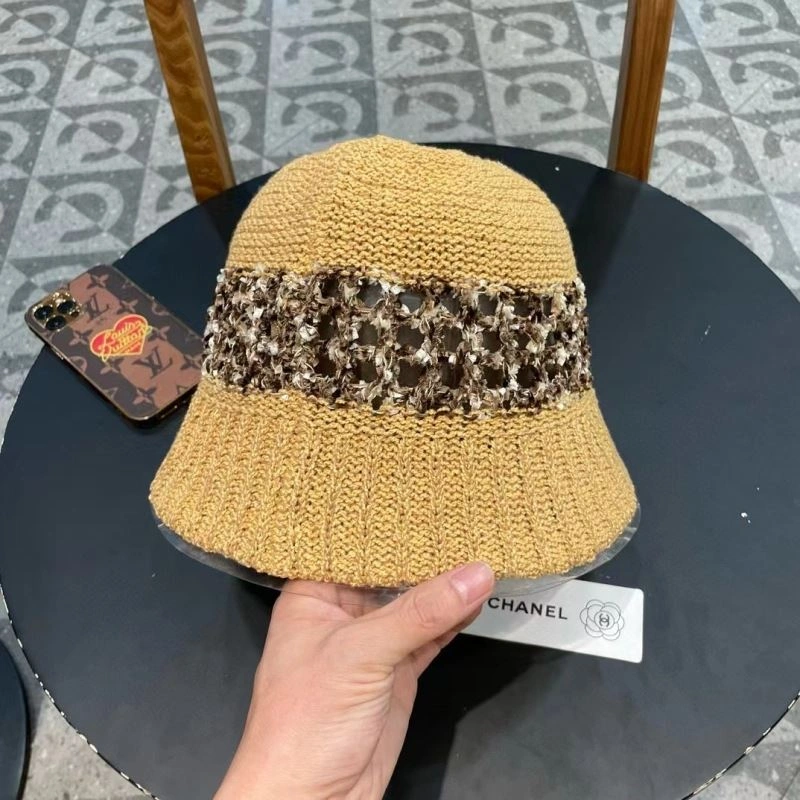 Snug Chanel Caps 262367