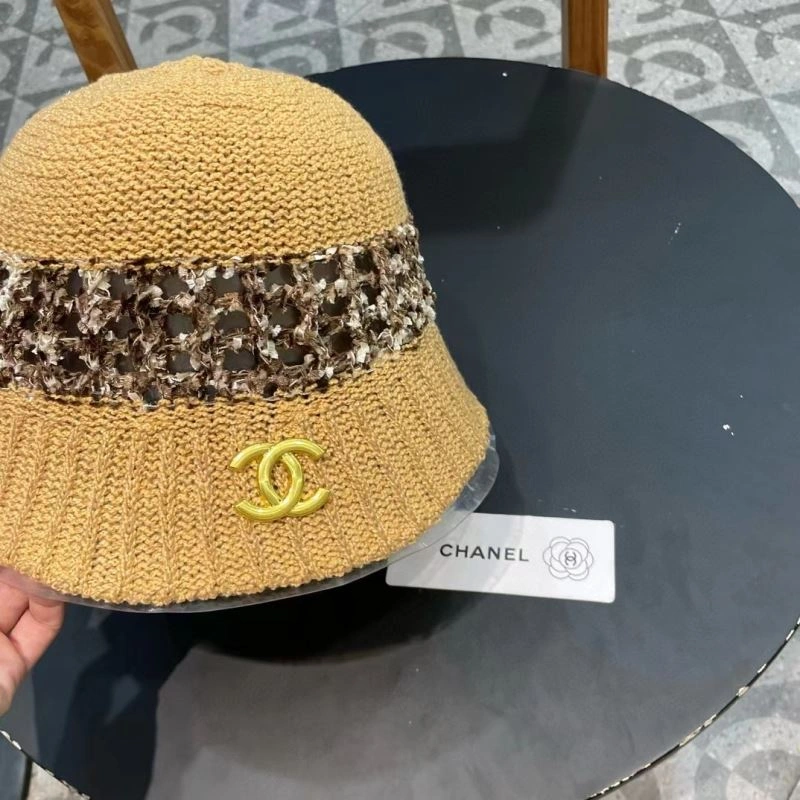 Snug Chanel Caps 262367